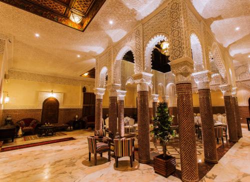 로비, Riad Ritaj in 메크네스