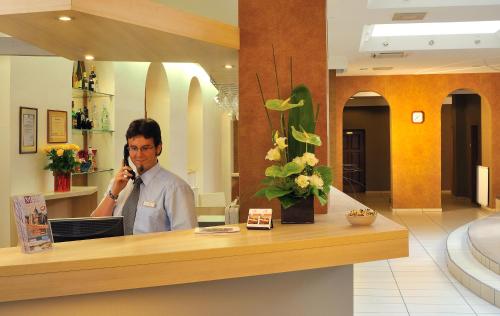 Star City Hotel - image 11