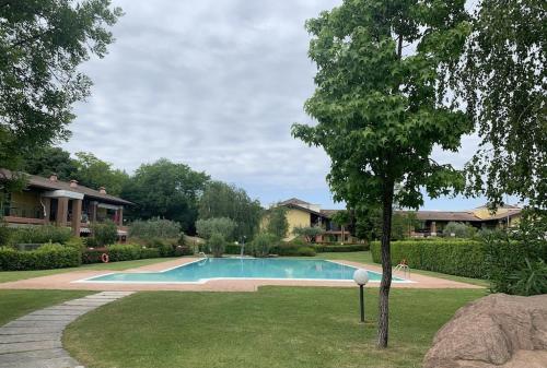 Apartment in residence with swimming pool near Peschiera del Garda. - Ponti Sul Mincio