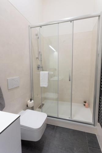 View Skyscraper Bata - loft XL View Skyscraper Bata - loft XL