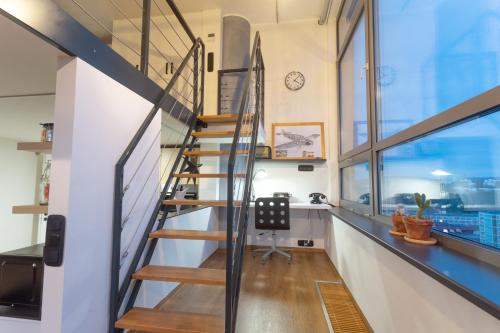 View Skyscraper Bata - loft XL View Skyscraper Bata - loft XL