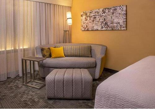 King Room with Sofa Bed