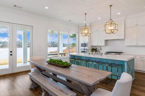 Lake Daze on Lake Martin in Alexander City (AL)