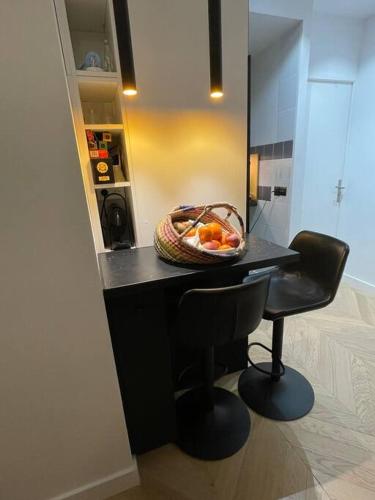 Luxe Cosy appart au Parc Monceau, Paříž