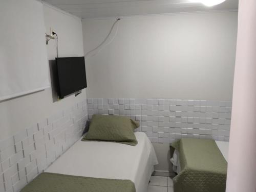 Double Room image 10