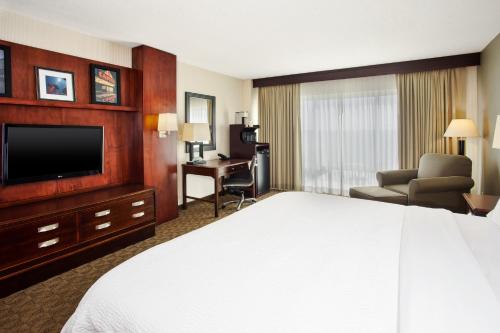 Holiday Inn University Plaza-Bowling Green