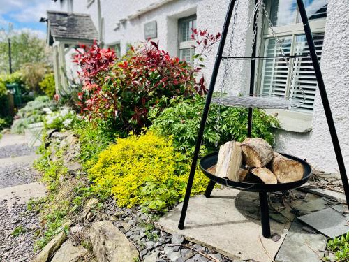 Picture of The Old Post Office, Cosy Grade Ii Listed 2 Bed Apartment Windermere