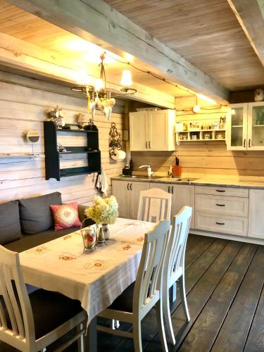 Sodyba Paukščių Takas (Sodyba Pauksciu Takas) in 扎拉賽