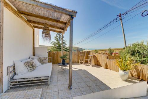 Ocean House Ericeira – Ribeira d’Ilhas Surf Beach in Ericeira