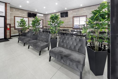 Highbridge Hotel in Bronx