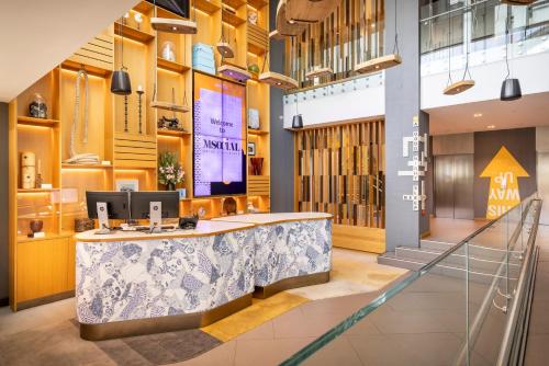 Előcsarnok, M Social Auckland near Auckland Harbour Híd