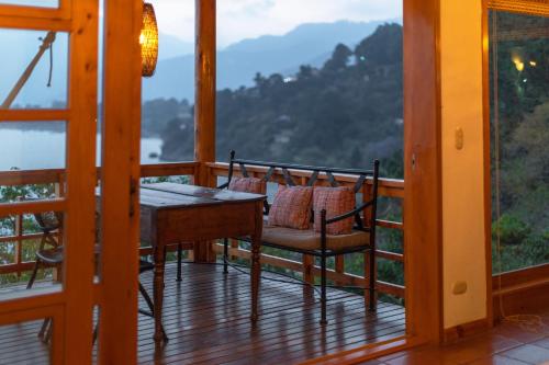 18 breathtaking Lake Atitlan luxury hotels