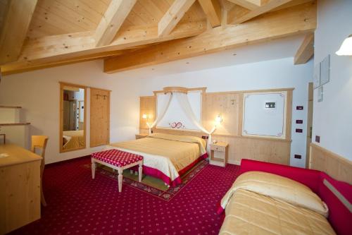 Comfort Triple Room