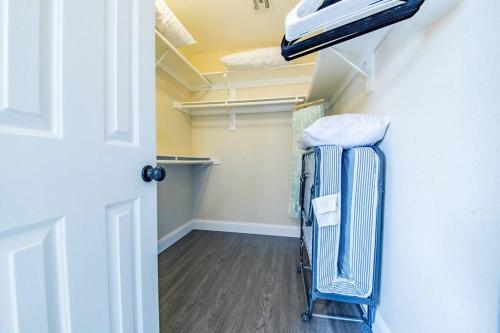 Gorgeous home away from home 3 bed 3 bath W/ pool, Las Vegas (foto 3)