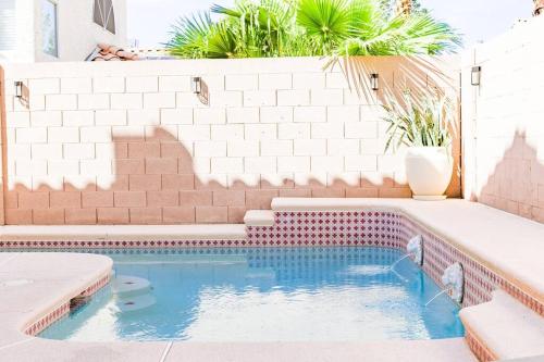 Gorgeous home away from home 3 bed 3 bath W/ pool, Las Vegas (foto 6)