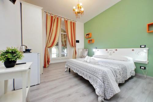  Lucky Holiday Rooms in Rom