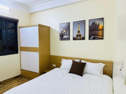 Deluxe Double Room image 2
