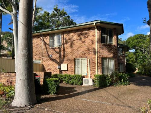 3 Bedroom Town house near Gosford CBD Sleeps 6 plus