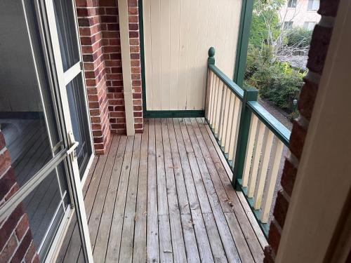 3 Bedroom Town house near Gosford CBD Sleeps 6 plus