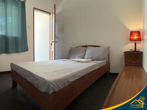 1 queen bed