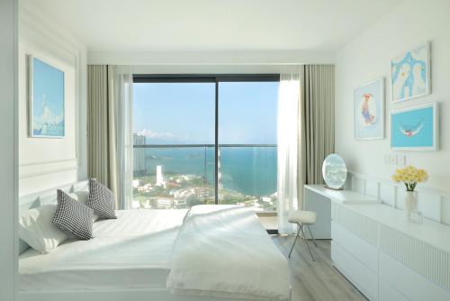 CuddleNCare 2BR Ocean View - Marina Suites