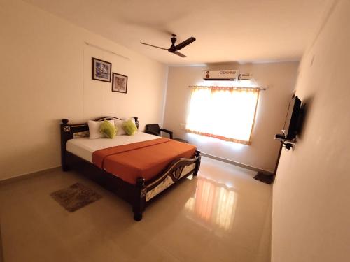 PARADISE HOME STAY in Kirlampudi Layout