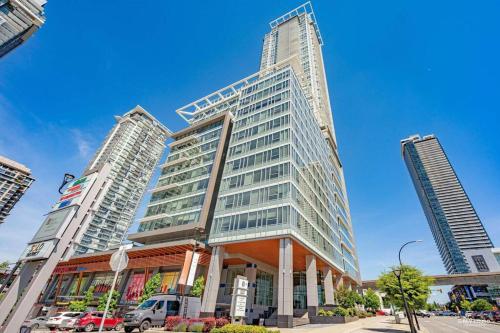 Skyline Unit In Brentwood - Apartment - Burnaby