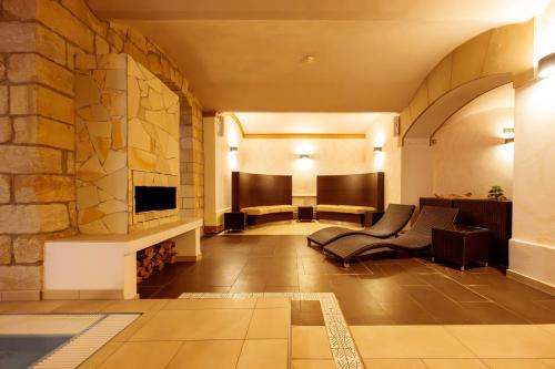 Swimming pool, Rathener Hof by STEIGER Hotels in Rathen