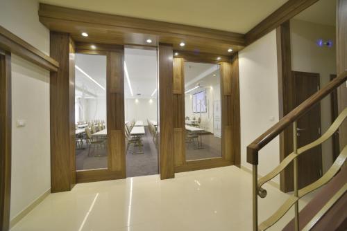Hotel Majestic - image 4