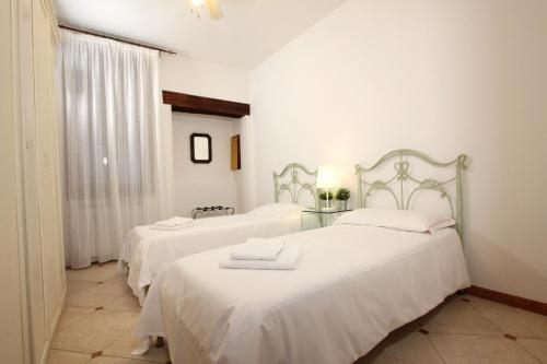 Two-Bedroom Apartment image 6