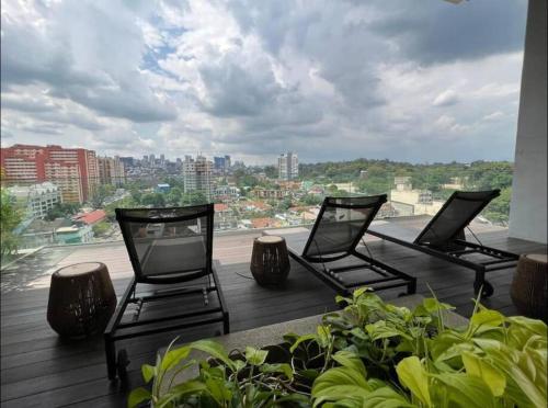 KLSentral-Bangsar-MidValley-2-10pax-Netflix-Balcony-Super Fast Internet, Kuala Lumpur (fotografie 7)