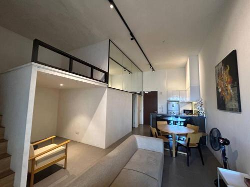 Guestroom, KLSentral/Bangsar/MidValley/8pax/Netflix/Balcony near Thean Hou Temple