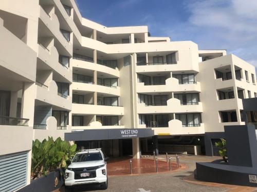 SOUTH BRISBANE APARTMENTS Free Parking