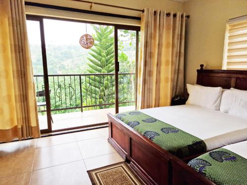 Cactus Creek Hotel