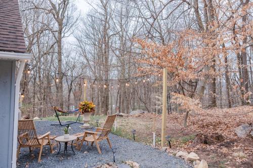 Cowry Acres - 11 Acre Enchanted Retreat, Hot Tub - 편의 시설/서비스
