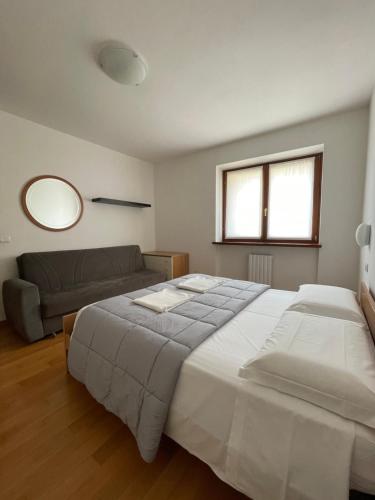 Richi Rent 03, Verona (fotografie 3)