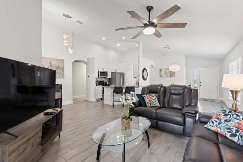 Southern Dunes Peaceful Golf home in Haines City, USA