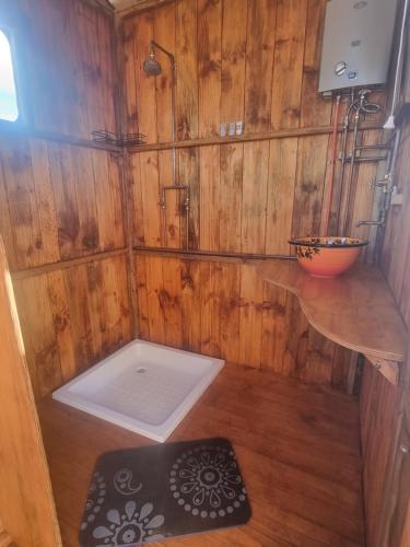 Pom Gratz - EcoDomes Pom Gratz - EcoDomes