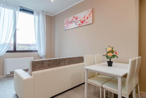One-Bedroom Apartment room in Regina Apartment by Toh Solution