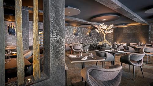 Logis Hotel Restaurant Gilles Moreau Laguiole - 레스토랑