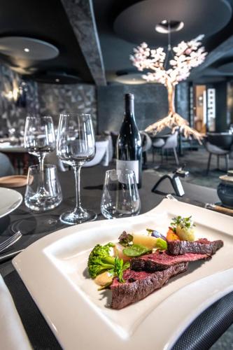 Logis Hotel Restaurant Gilles Moreau Laguiole - 레스토랑
