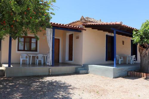 Exterior view, Seaside 1 in Mirtia