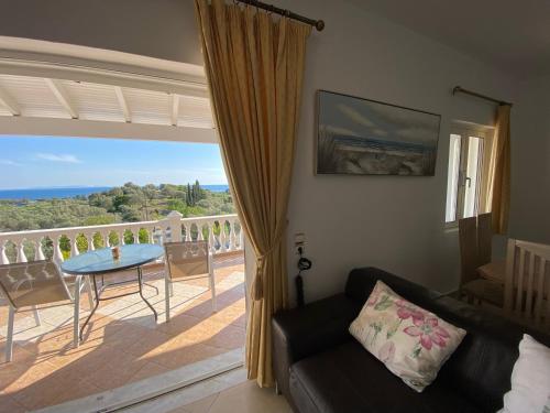 Villa Karras in Psili Ammos