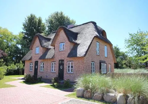 Reetkate & Strohhütte Reetdachhaus Strohhütte in St. Peter-Ording, Deutschland