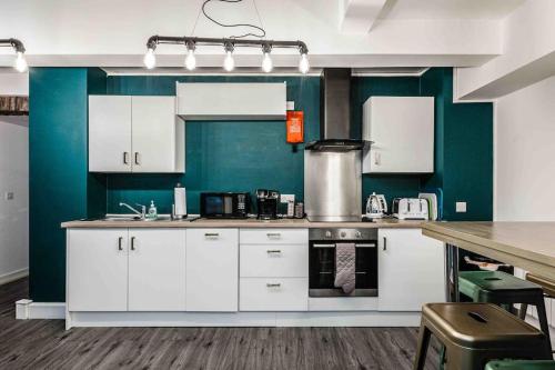 VIP city centre apartment with secure free parking, Liverpool (zdjęcie 8)
