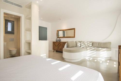 ABA Ηospitalité Paros- The Luxury Suite, Naousa, Paros