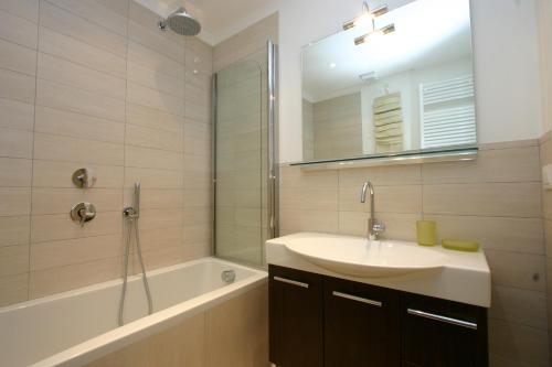 City Apartments Salute-Accademia - image 8