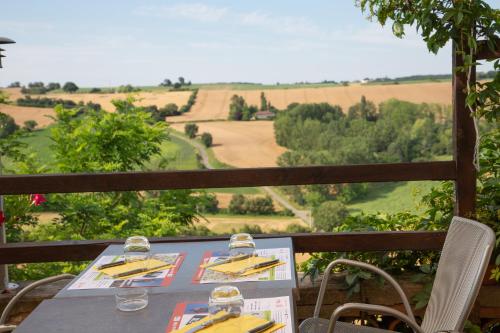 Logis - Le relais des deux vallees Salvagnac