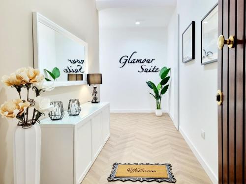 Glamour Suite by Accomodo