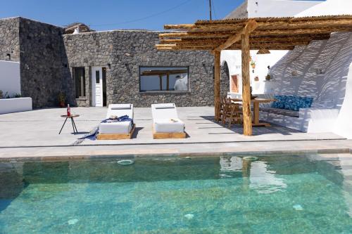 Villa with Private Pool image 2